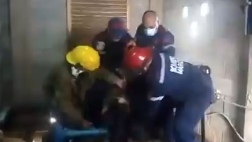 Hombre muere asfixiado en tanque de un edificio en Sabaneta