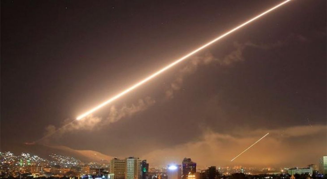 Defensa aérea de Siria repele ataque con misiles de Israel