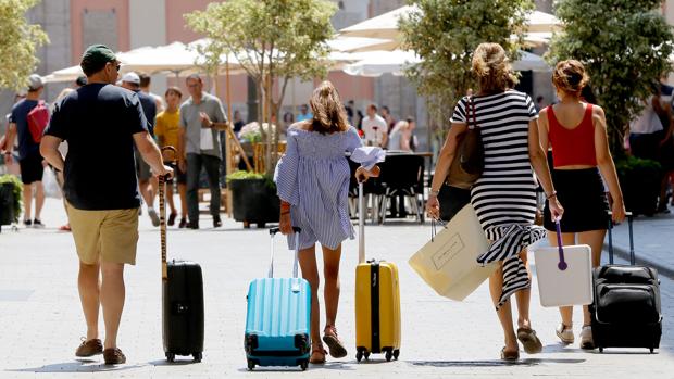 España espera recibir 45 millones de turistas en lo que resta de año