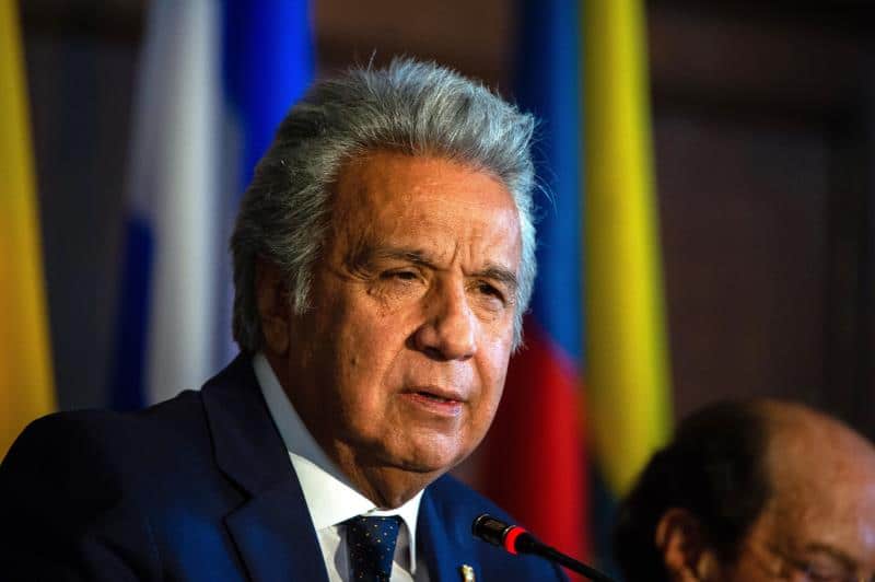Lenín Moreno denuncia "grosera" intromisión de Maduro en Colombia