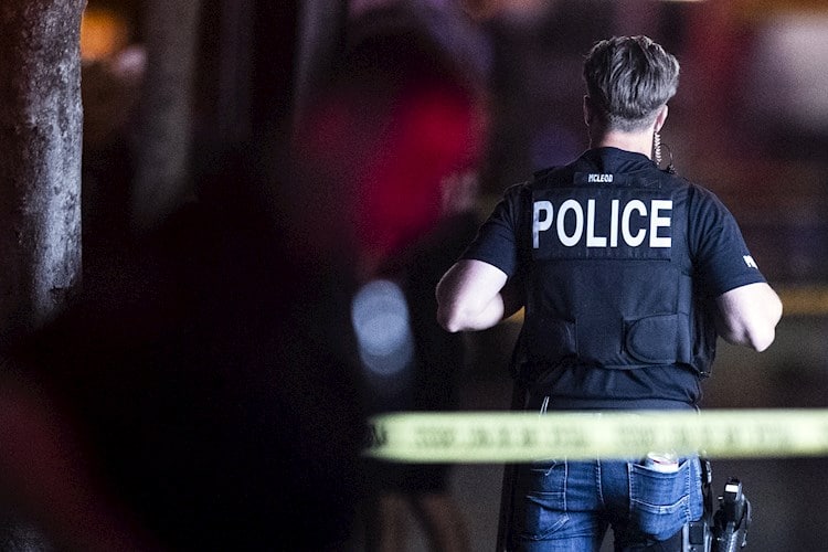 Al menos tres muertos y cinco heridos durante un tiroteo en bar de Ohio