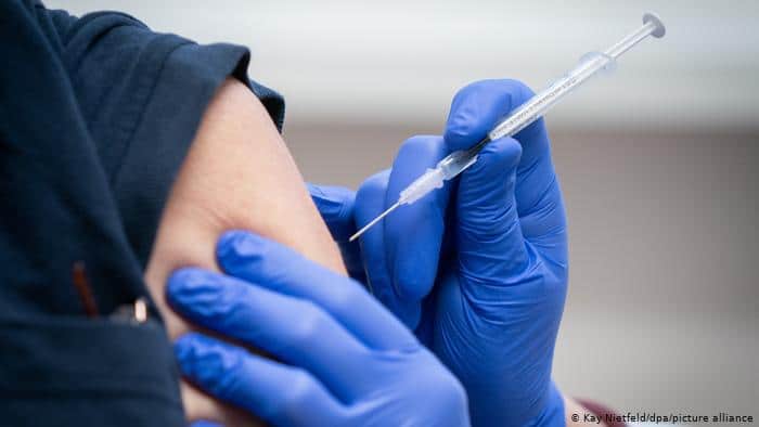 OMS: "Vacunas aprobadas son eficaces contra las variantes