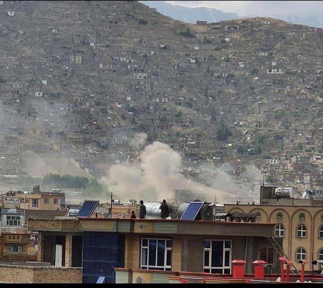 Una bomba deja al menos 25 personas fallecidas en la capital afgana