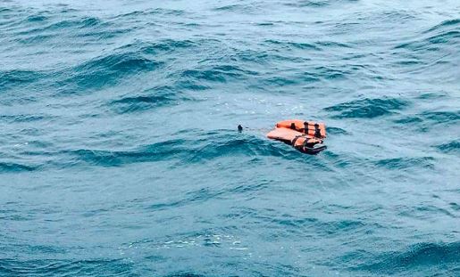 Desaparecen 23 migrantes tras un naufragio en el mar