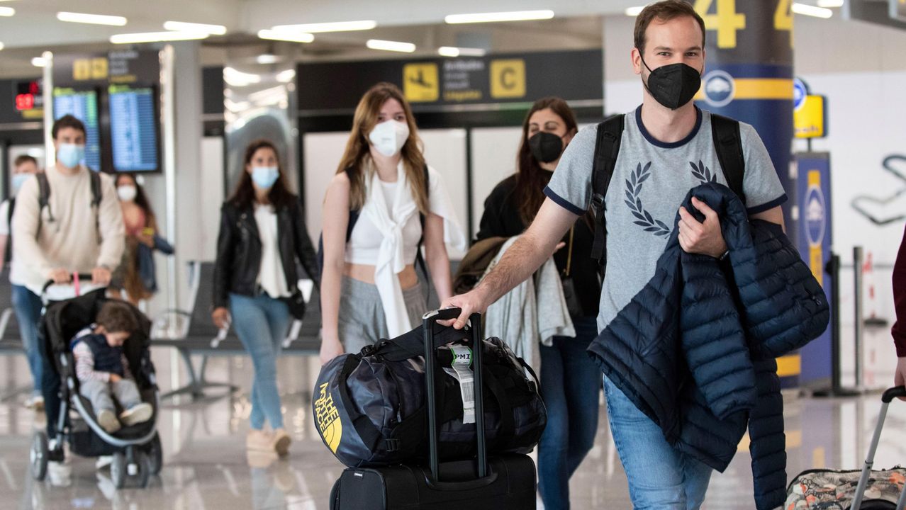 España permitirá acceso a los vacunados de cualquier país a partir