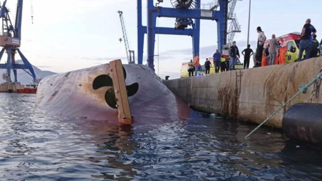 Cadáver de uno de los dos perdidos en puerto español es recuperado