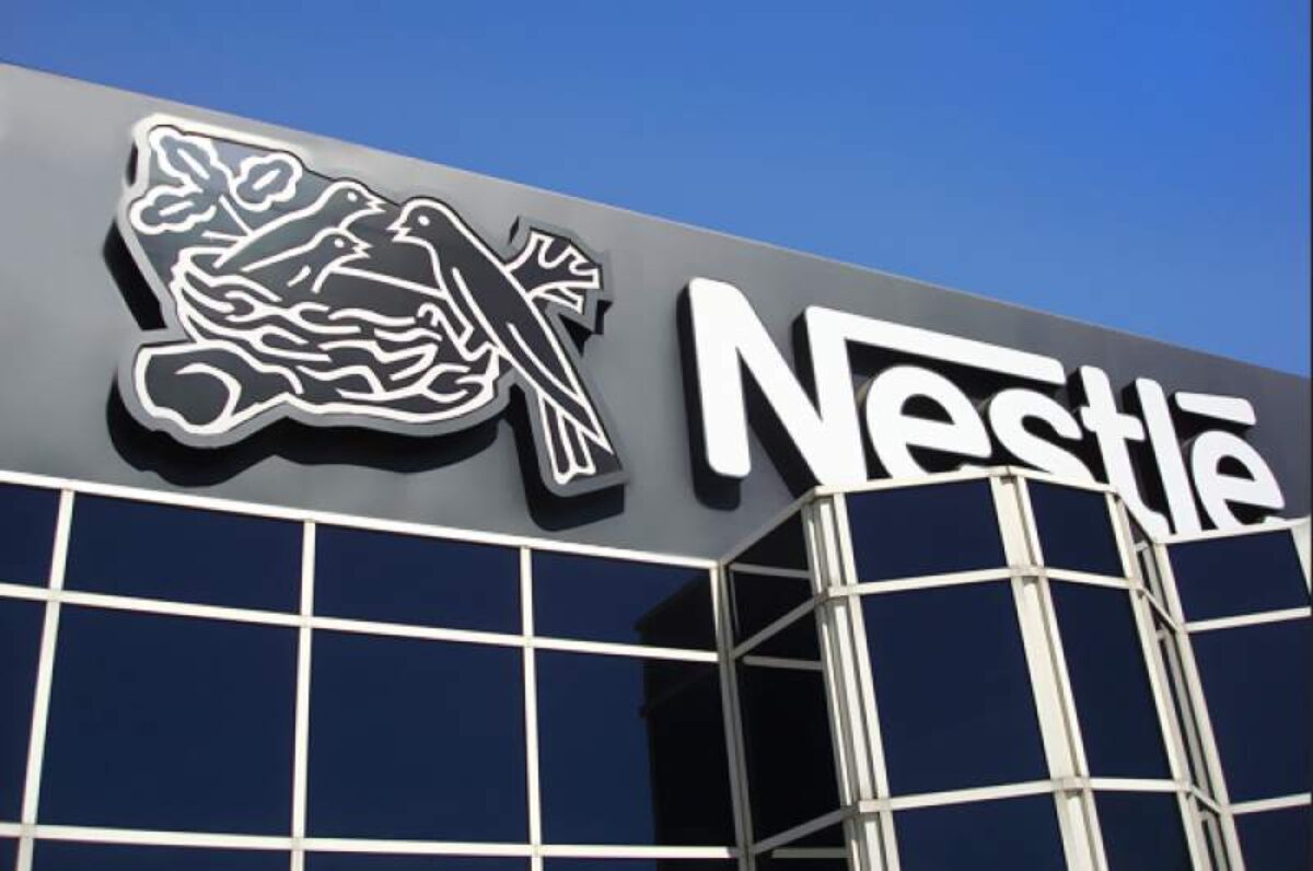 Nestlé revela que el 60% de sus productos son considerados como "poco saludables"