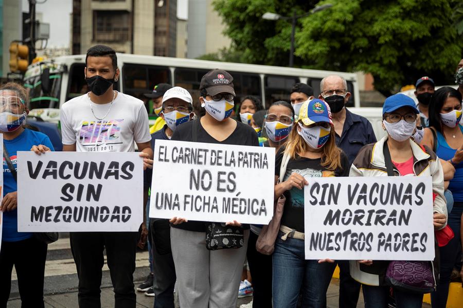 Médicos venezolanos piden investigar venta ilegal de vacunas anticovid