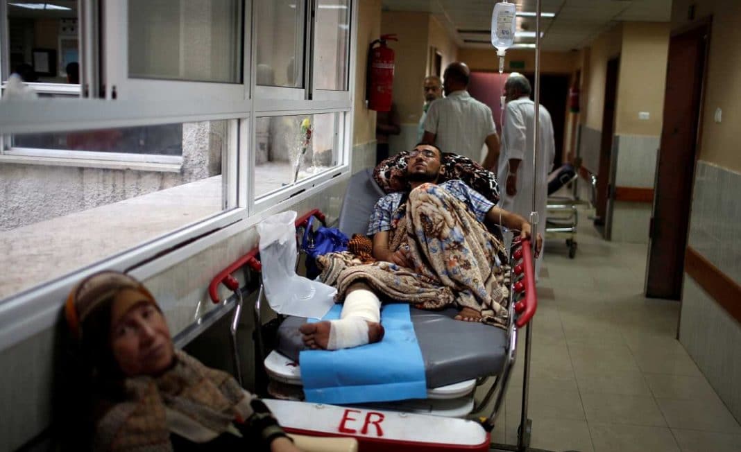 Las autoridades egipcias preparan hospitales para atender heridos en Gaza