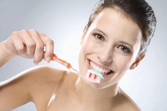 Limpieza dental, boca sana y sin bacterias | Diario 2001