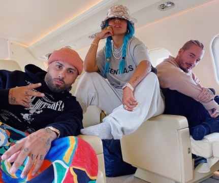 Nicky Jam, Karol G y J Balvin viajan al ritmo del "Sonero del Mundo" (+Video) | Diario 2001