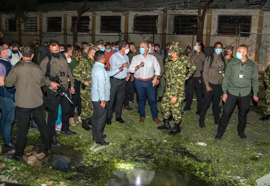 Gobierno colombiano ofrece recompensa por atentado contra brigada