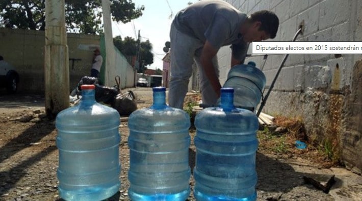 Gobierno promete servicio de agua potable para los venezolanos