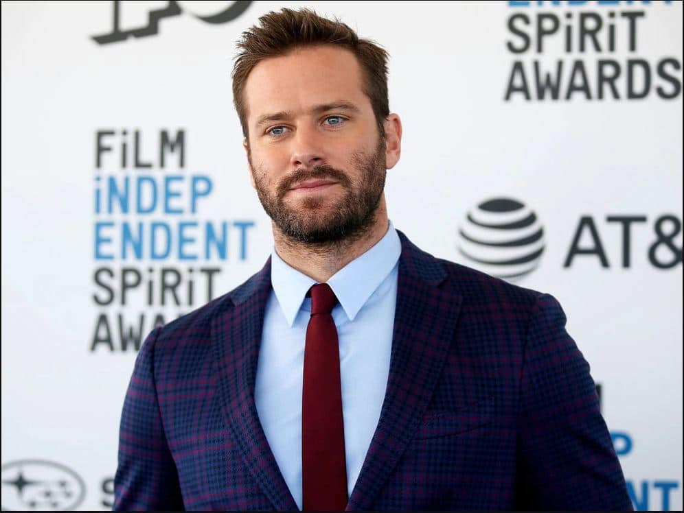 Armie Hammer se interna en un centro de rehabilitación para tratar sus adicciones