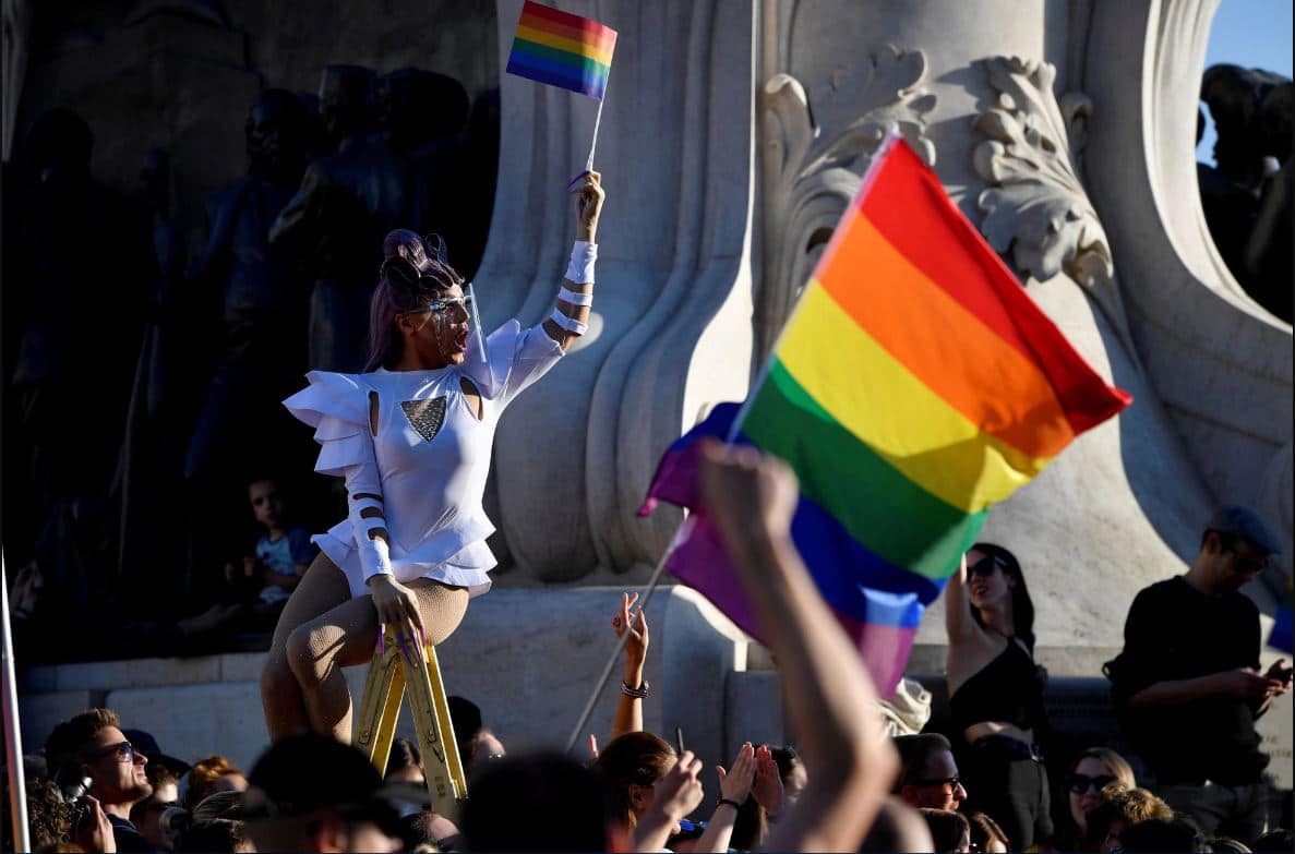 El presidente de Hungría firma la polémica ley de homosexualidad
