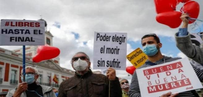 España abre la puerta al derecho a “una muerte digna”