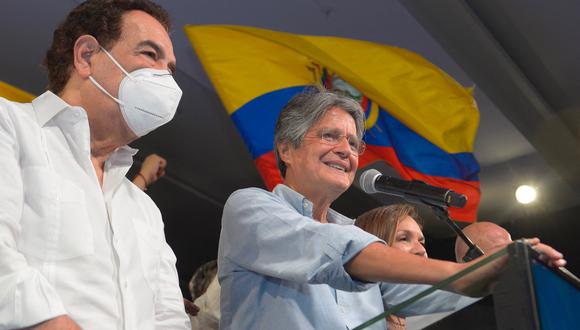 Operación del presidente ecuatoriano terminó con éxito