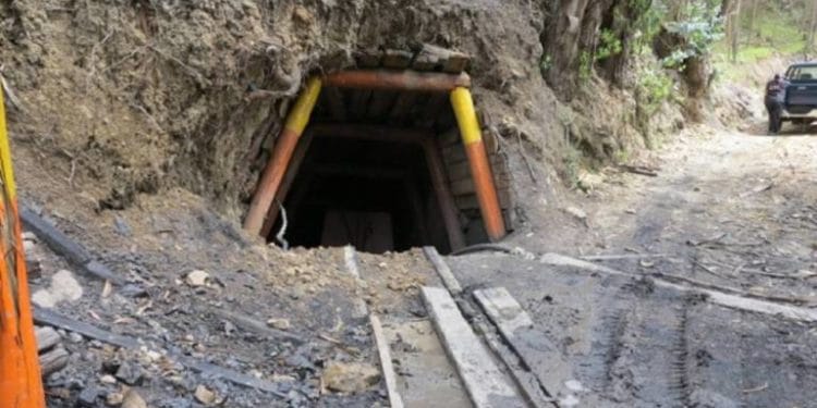 Ascienden a nueve los muertos por explosión en una mina en Colombia