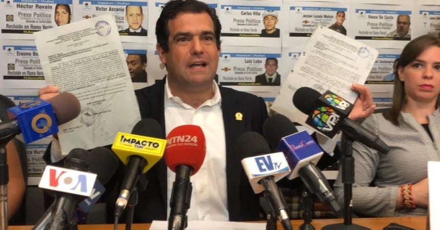 Foro Penal denuncia que hay 302 "presos políticos" en Venezuela