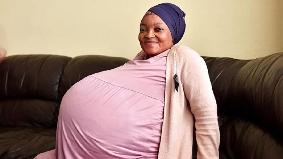 Una mujer sudafricana da a luz a diez bebés
