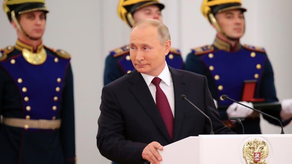 Putin premia a los creadores de la vacuna Sputnik V en ocasión