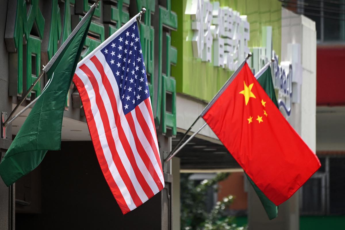 China urge a EEUU a que deje de percibirlo como un "enemigo imaginario"