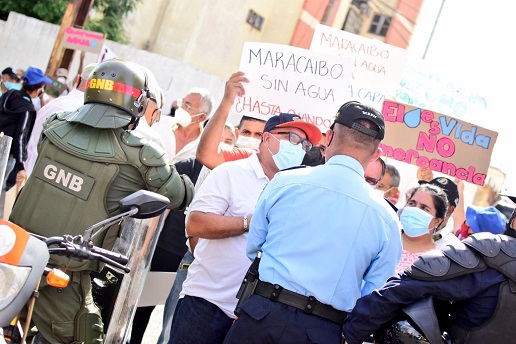 Protestan en Maracaibo para denunciar la falta de agua