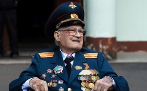 Veterano ruso de la Segunda Guerra Mundial de 102 años supera