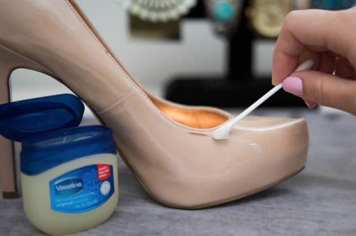 Cómo limpiar los zapatos según su tipo de material