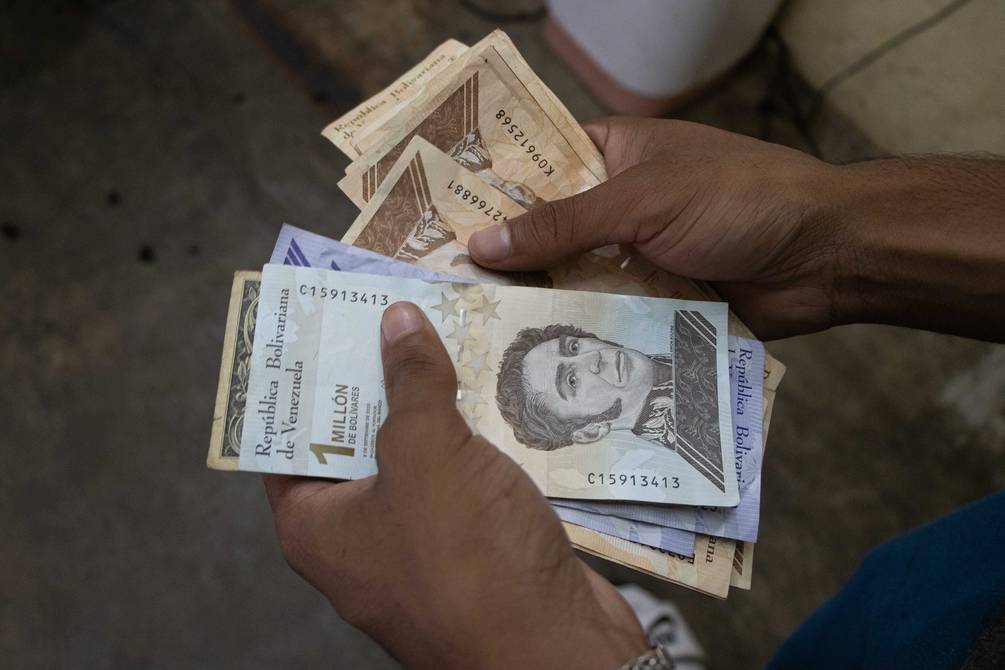 José Guerra que reconversión monetaria puede perderse en meses