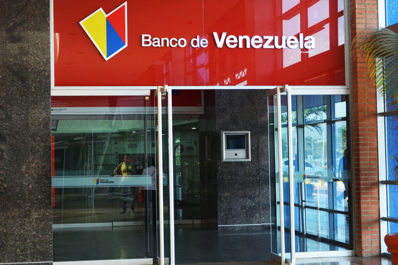 Presidente del Banco de Venezuela llama a la calma por reconversión