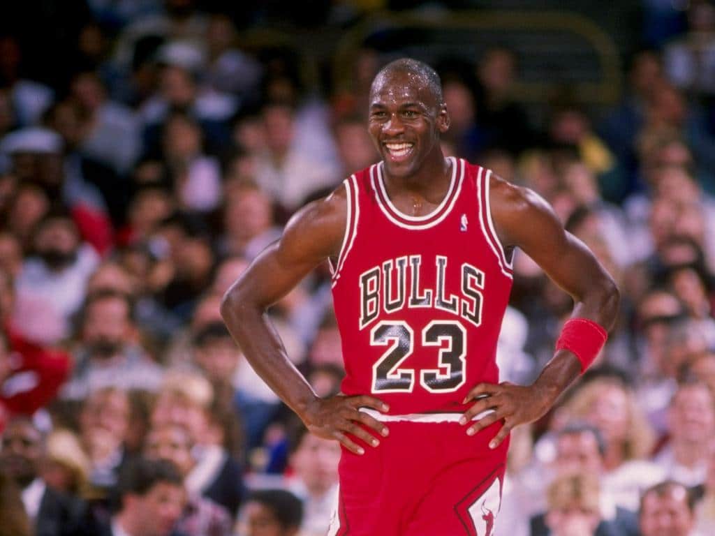 Subastan ropa interior usada por la leyenda del baloncesto Michael Jordan