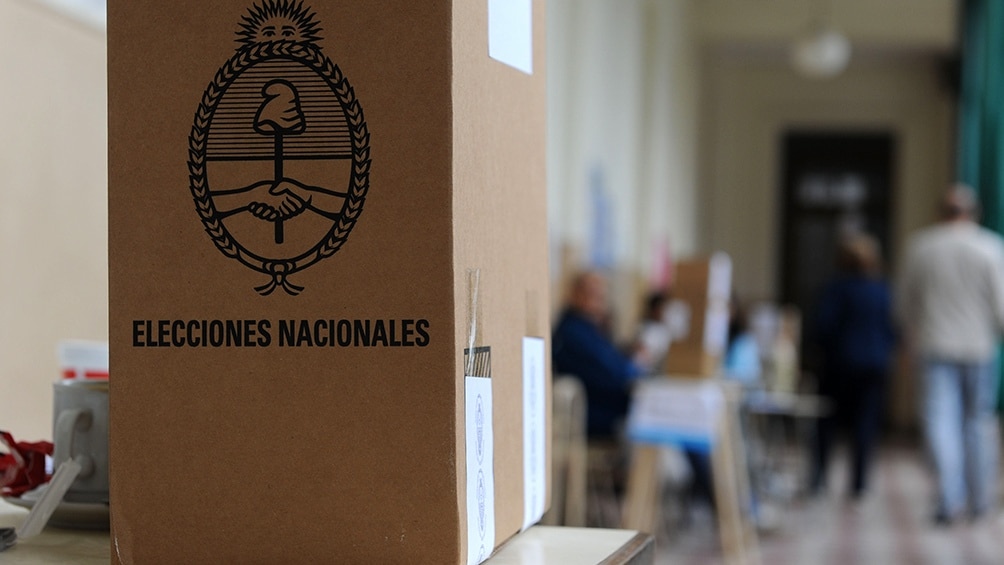 Oposición argentina gana primarias en mayores distritos