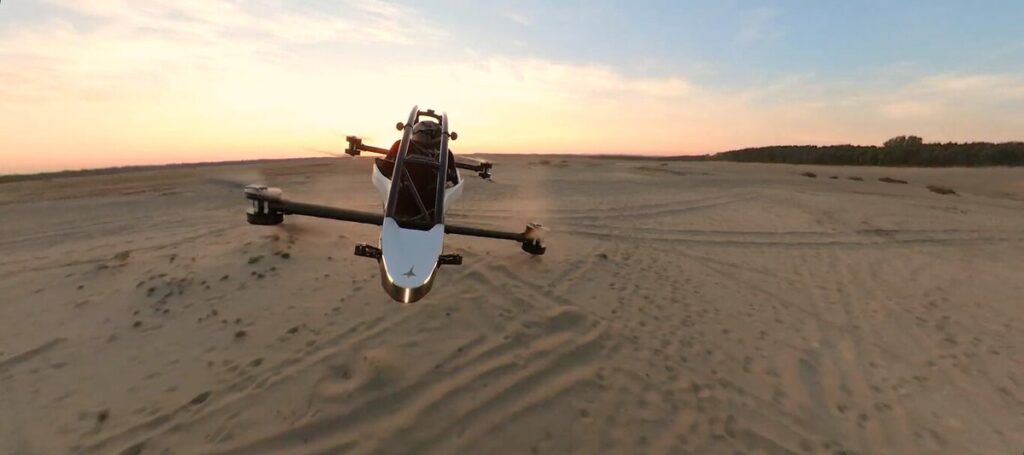 Crean un vehículo volador muy parecido a las naves de Star Wars (+Fotos)