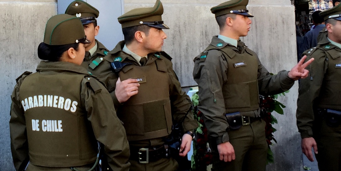 Prisión preventiva para exdirector de la Policía de Chile por malversación