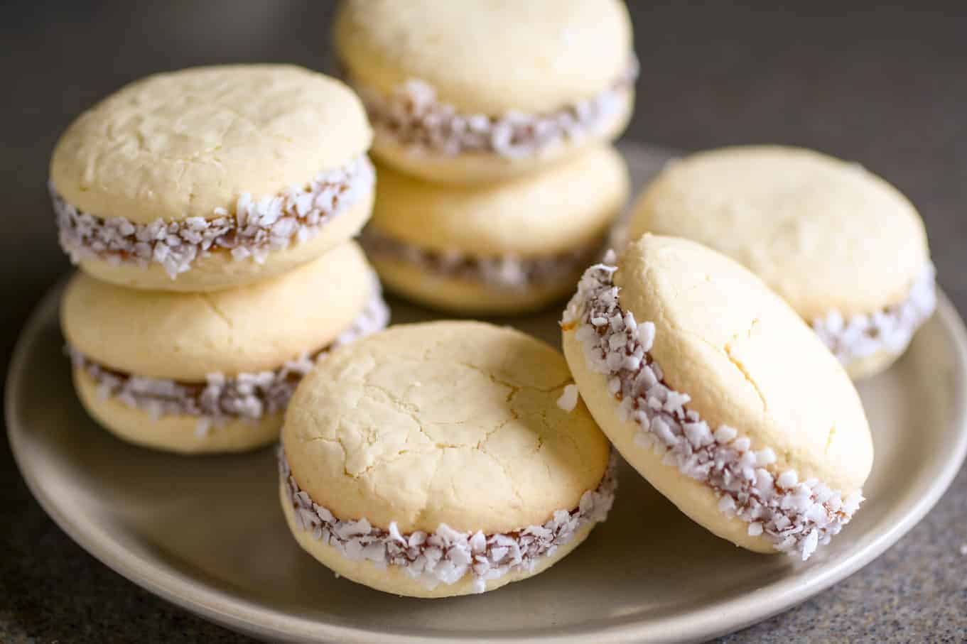 Mini alfajores de maicena con arequipe | Diario 2001