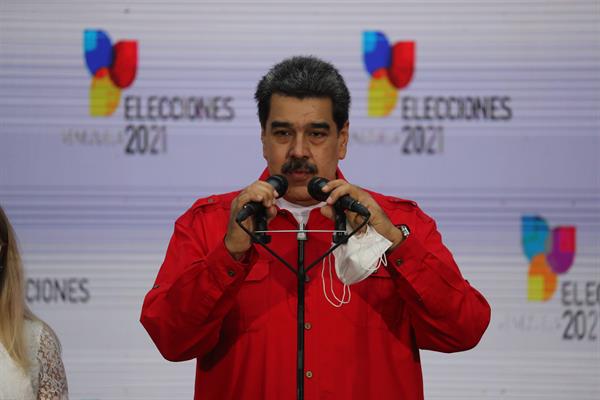 Nicolás Maduro: Esta elección va a fortalecer el diálogo político
