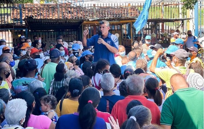 David Uzcátegui: Ocariz bloqueó el uso de la tarjeta de la MUD para la Gobernación de Miranda