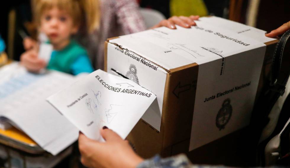 Argentinos votan con normalidad en comicios legislativos