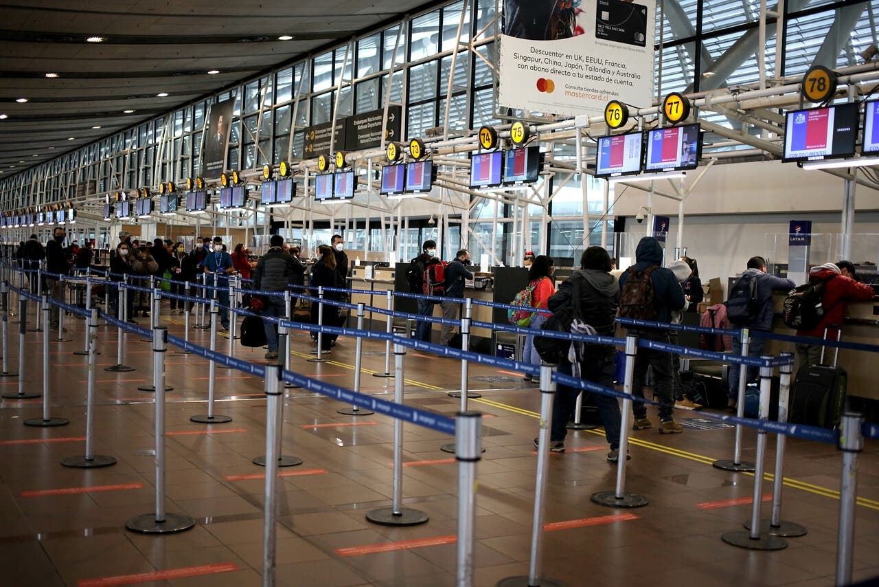 Aeropuertos de EEUU aumentan a cifra récord la cantidad de pasajeros revisados: Sepa por qué