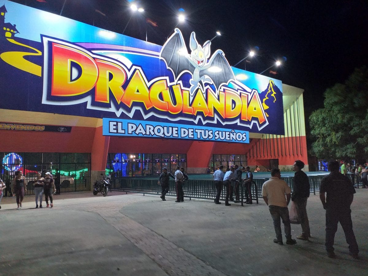 Reinauguran parque "Draculandia" en Carabobo (+Video) | Diario 2001
