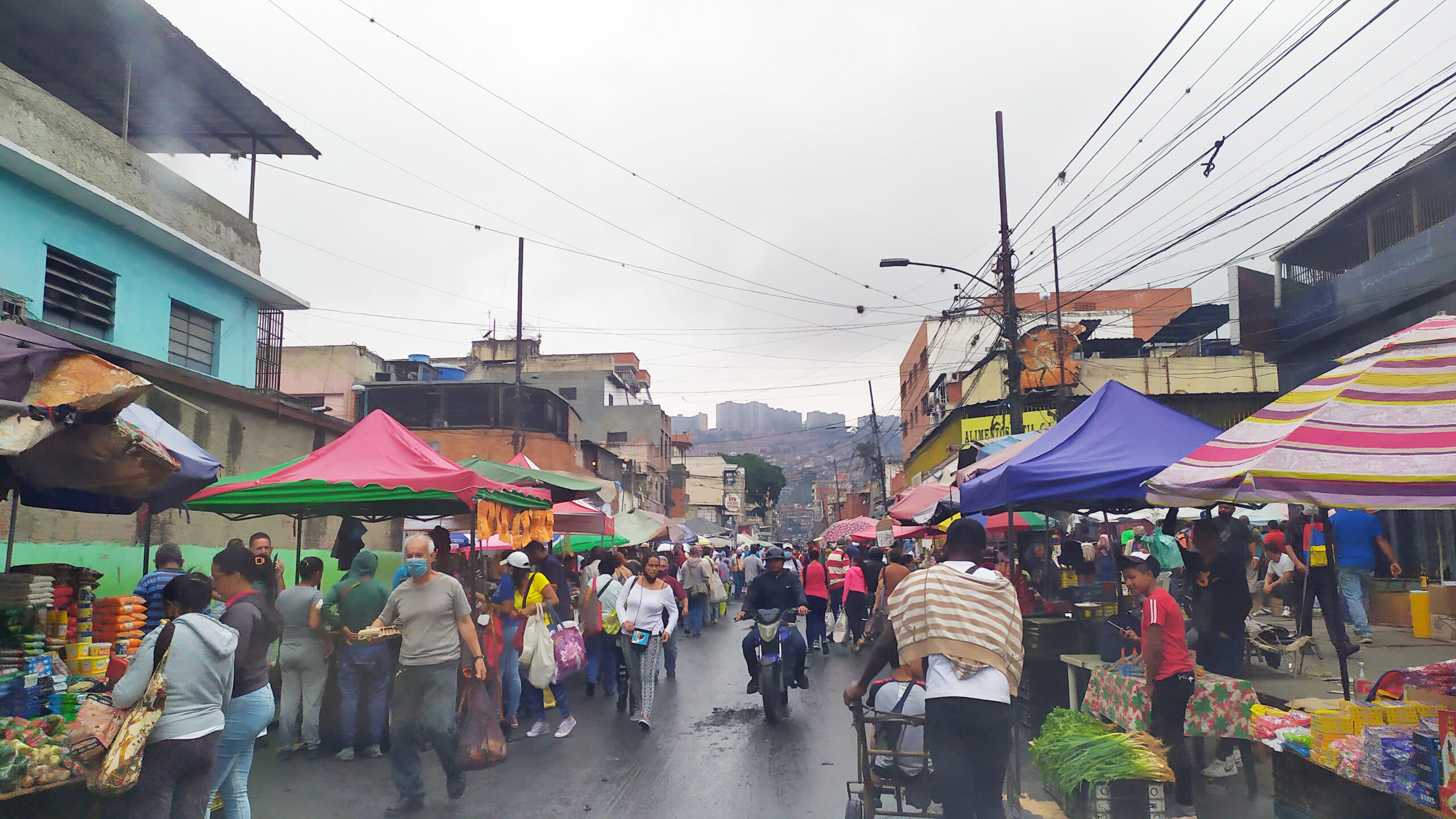 Catia es una de las zonas preferidas por los caraqueños para comprar