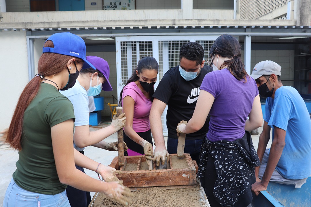 UCAB apoya proyecto de labor social en el estado Sucre