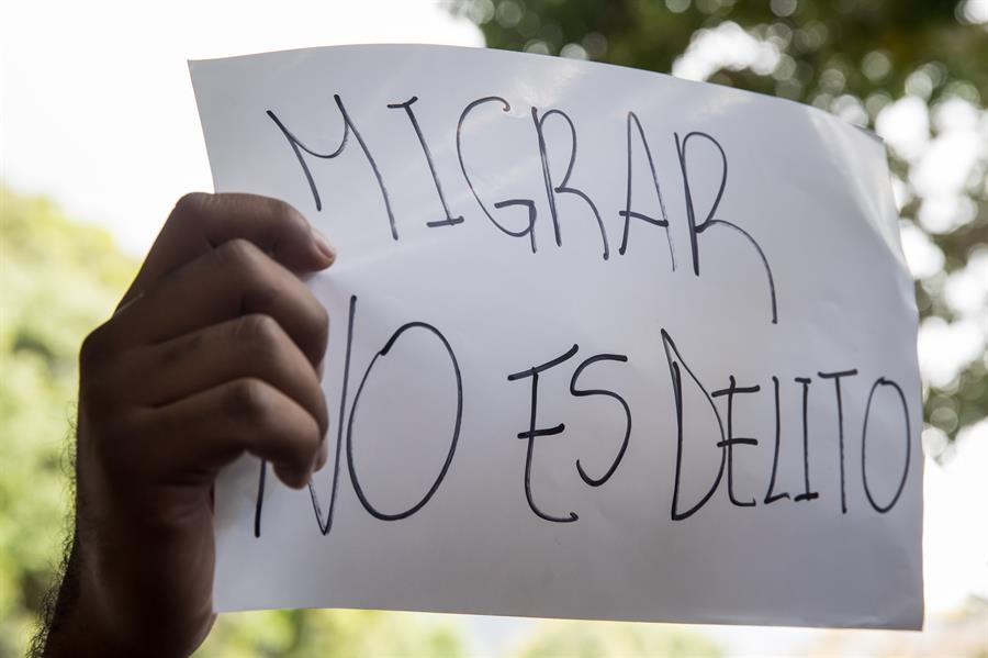 Venezolanos piden a Trinidad y Tobago justicia por "asesinato" de niño