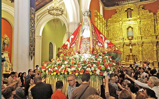 Católicos veneran hoy a la Virgen de la Candelaria