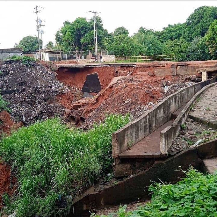 Alertan sobre colapso del puente Primero de Mayo en Ciudad Bolívar