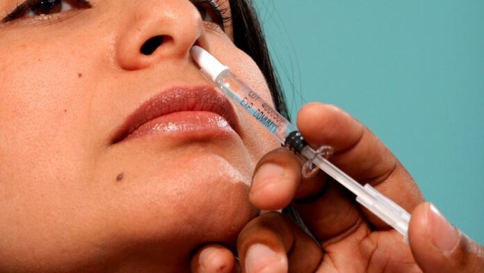 Vacunas nasales contra el COVID-19 son producidas en India