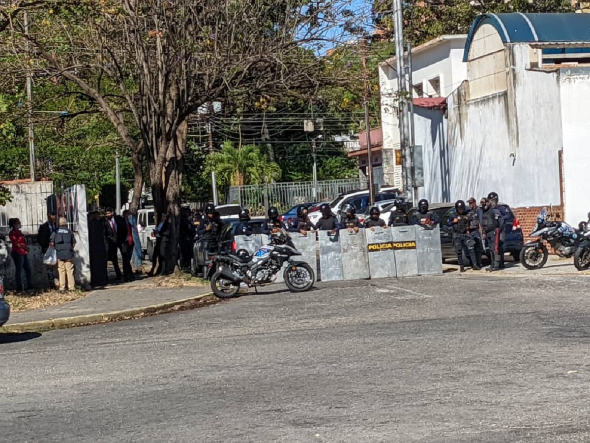 Reportan presunto motín en sede del Cicpc en Carabobo