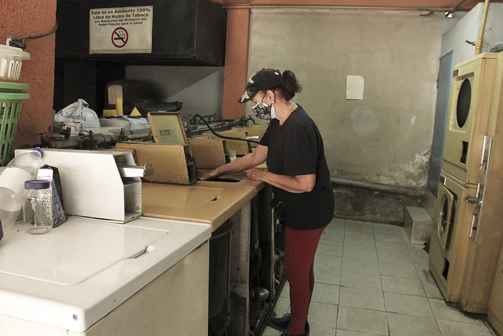 Lavanderías se consiguen “con lupa” en Caracas