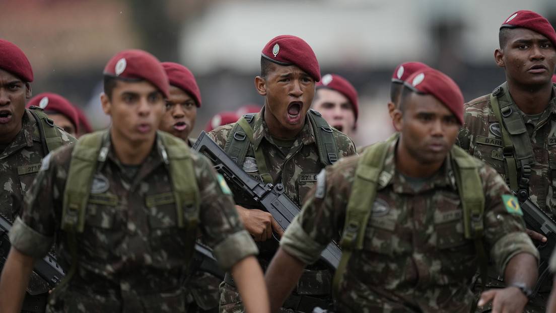¿Cañón caído? Gobierno de Brasil compra 35.000 píldoras estimulantes para el ejército